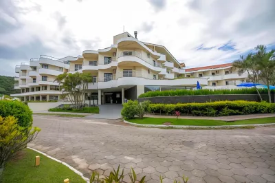 Praia Brava Hotel Cotas de Diárias Hotels near Praia Brava