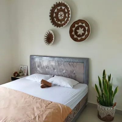 Mayonez Homestay 3Br Near Malioboro Hotell i Kricak