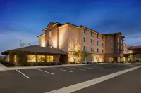 Holiday Inn & Suites Barstow Hotel di Barstow