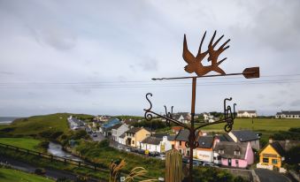 Luxury Lodges in Doolin Village