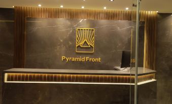 Pyramid Front Hotel