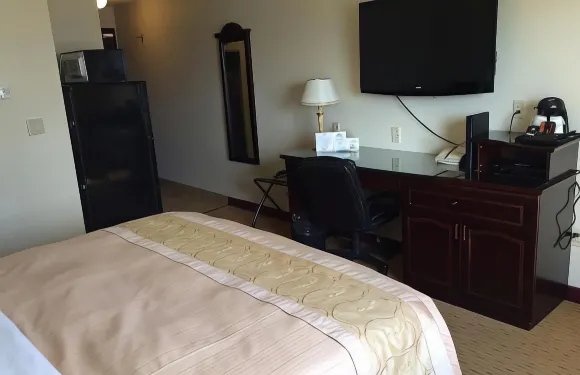 阿薩巴斯卡戴斯酒店