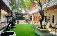 Narisha Guesthouse Hotels near UNIVERSITAS KARYADARMA KUPANG