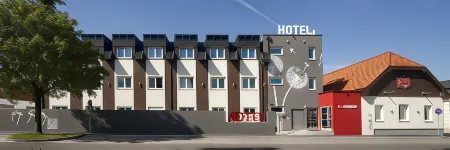 Hotel Das Himberg Отели в г. Вена