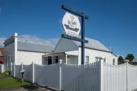 Theatre Royal Hotel Hotels in Kumara