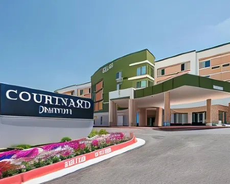 Courtyard Ardmore Hotels in Ardmore