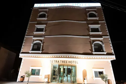 Tetra Tree Hotel