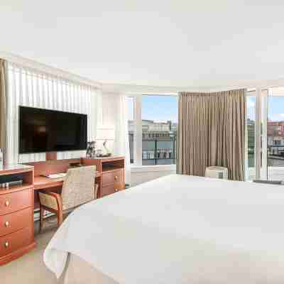 Victoria Regent Waterfront Hotel & Suites Rooms