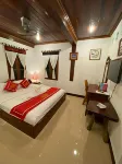 Luang Prabang - Villa Ouis Namkhan Riverside 2 Hotel di Park Ou
