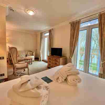 Logis Hôtel le Rivage Rooms