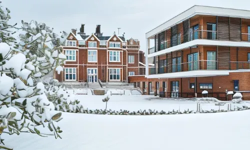 Wivenhoe House Hotel