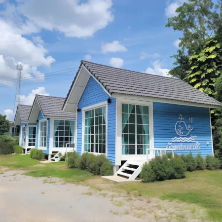 Baan Plawan Resort Chiang Rai Отели рядом с достопримечательностью «Парк развлечений Singha Park»