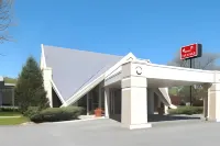 White River Inn & Suites Hotels in Woodstock