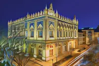 Hotel & Bistro