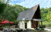 Eunike Surf Cottage