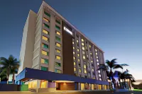 Staybridge Suites Guadalajara Expo Отели рядом с достопримечательностью «Парк АРКОС»