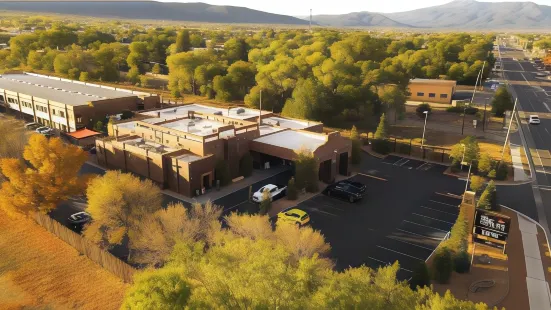 Taos Valley Lodge