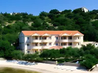 Lastura Aparthotel & Mobile Homes Các khách sạn ở Lun