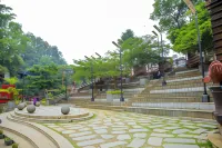 Homey 3Br Apartment at the Jarrdin Cihampelas Hotels in Cicendo