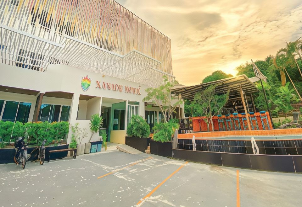 hotel overview picture