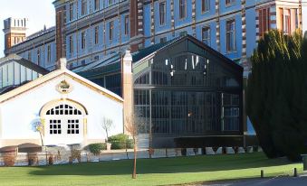 Les Suites Champenoises