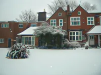Barons Court Hotel Hotels in Himley