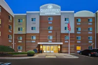 Candlewood Suites Washington North فنادق في North Strabane Township