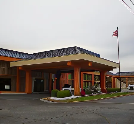 Econo Lodge Inn and Suites - Jackson