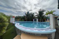 Lover's Point Beach Front Resort - View biển
