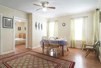 Apartments in Salem Hotels in Marblehead