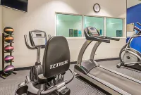Microtel Inn & Suites by Wyndham Altoona - Gym