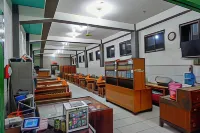 RedDoorz Syariah @ Hotel Wisma Indonesia Kendari Hoteles en Baruga