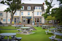 Highfield Hotel فنادق في مدليسبره
