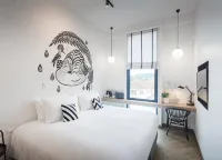 Blu Monkey Hub & Hotel Ranong - Pools