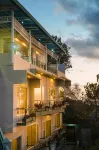 Bella Vista Premium Homestay Hotel dekat Pantai Pulau Tabuhan