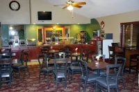 Red Lion Inn & Suites Grimes