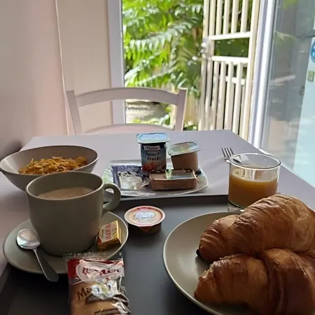 Hotel Arc Paris Porte d'Orléans Отели рядом с достопримечательностью «14-й округ: Монпарнас»