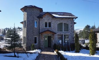 Ura e Kovacit Agrotourism