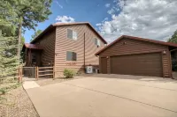 Pet friendly 2-bedroom home with loft, sleeps 10, in gated Bison Ridge, Show Low Hotels in Show Low