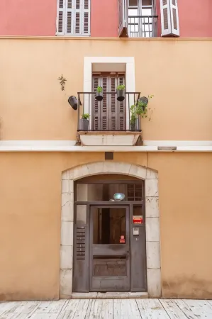 Ferrers by Unik Vacation Отели рядом со станцией Железнодорожная станция Таррагона