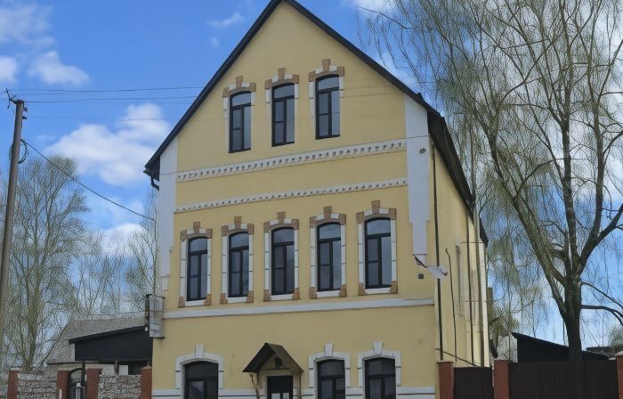 Osobnyak on Karla Marxa