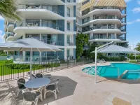 Oceanside Resort Hotels in Bilinga