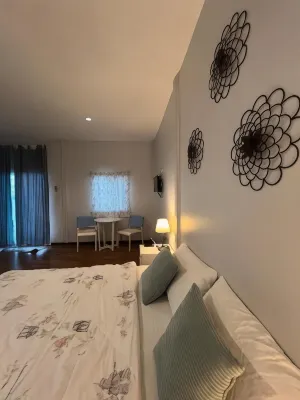 Baan Thon Beach Resort Hotels in 