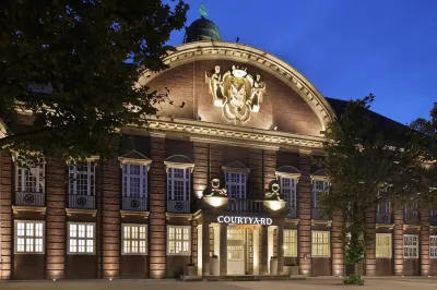 Courtyard Bremen Hotels near Irgendwo