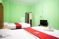 Hotel Ratu Ayu 2 Lampung Mitra RedDoorz Hotels in Way Halim Permai