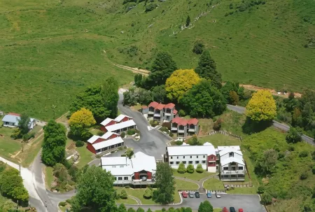 Waitomo Village Chalets Home of Kiwipaka
