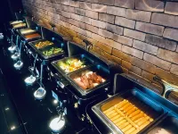 Cresco Hotel Buriram - breakfast