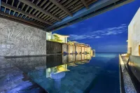 Maldives Beach Resort - Beach