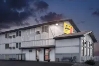 Super 8 by Wyndham Winona MN Hotels in Winona