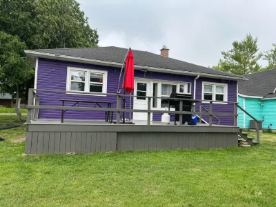 Myriad Fins小屋和碼頭 Kawartha Settlers' Village附近的飯店